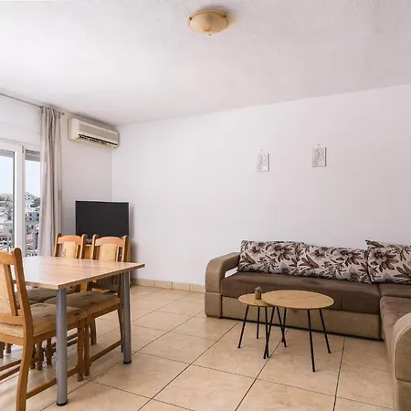 Apartment Planikovica Trogir